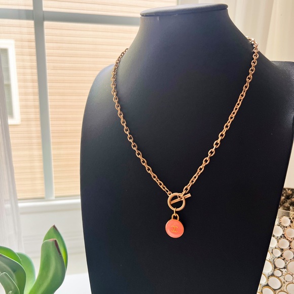 Authentic Chanel Pink Charm Finding on 18" Front Toggle Necklace Chain - Picture 3 of 3